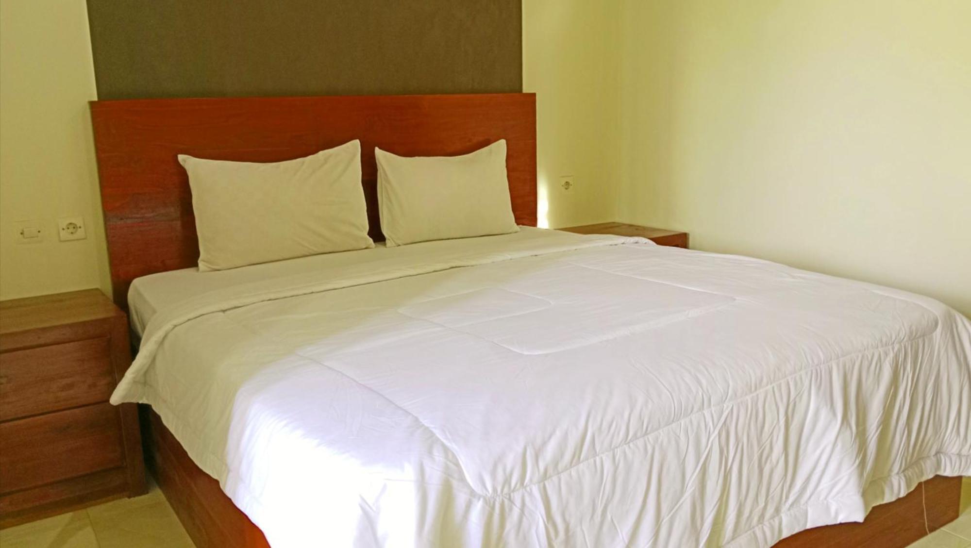 Grand Khalifah Guesthouse Sumbawa Dış mekan fotoğraf